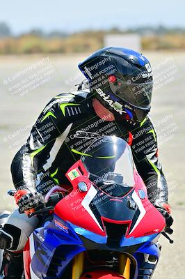 media/Aug-25-2024-2WTD (Sun) [[4221c16924]]/A Group/Session 5-Turns 1 2 and Grid/